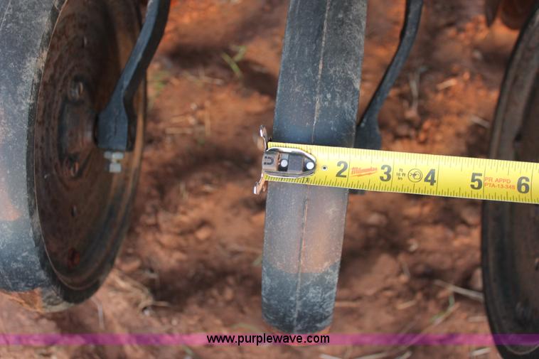 image for item H8019 John Deere 8350 grain drill