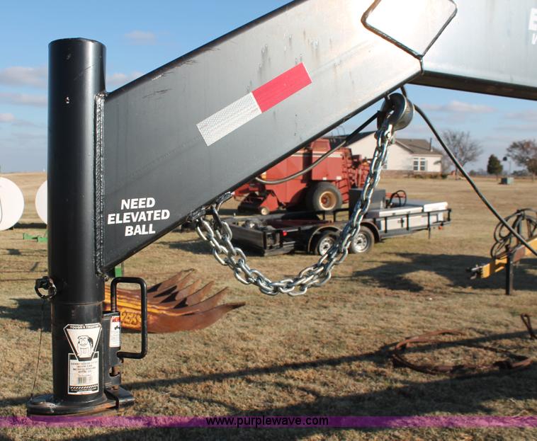 image for item H8026 2013 Ez-Haul G40 Hay Handler gooseneck hay trailer