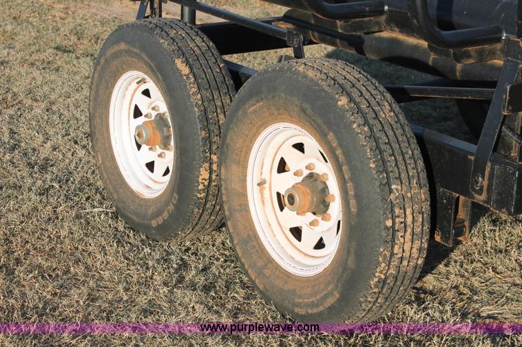 image for item H8026 2013 Ez-Haul G40 Hay Handler gooseneck hay trailer