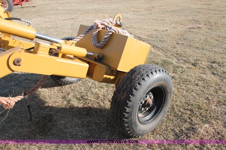 image for item H8027 Garfield 1200RS pull type grader