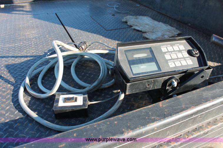 image for item H8030 1992 Hesston 4900 large square baler