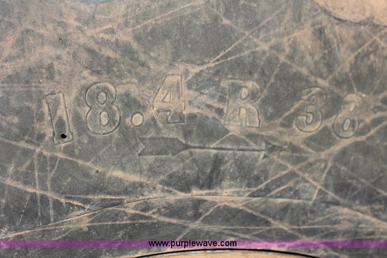 image for item H8035 1967 International Farmall 856 tractor