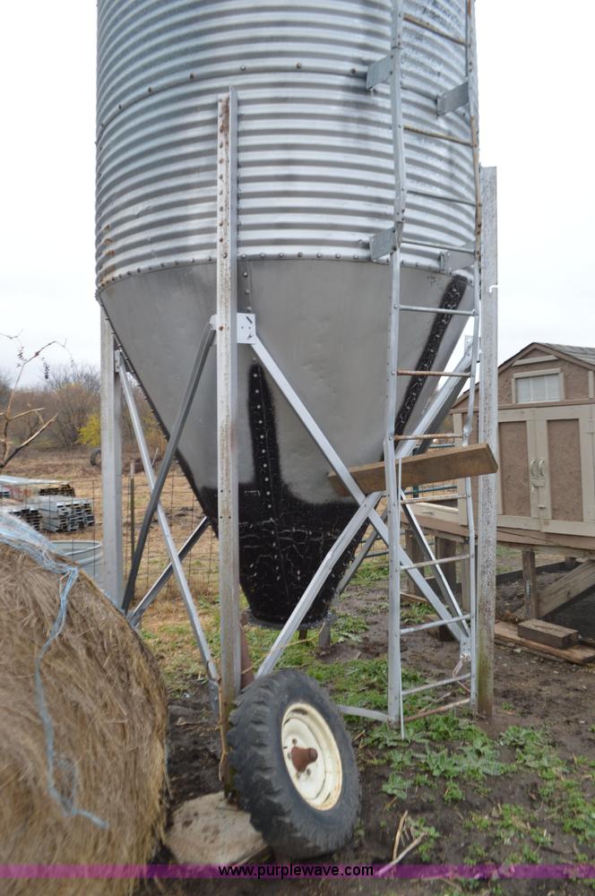 image for item I6270 Bulk bin