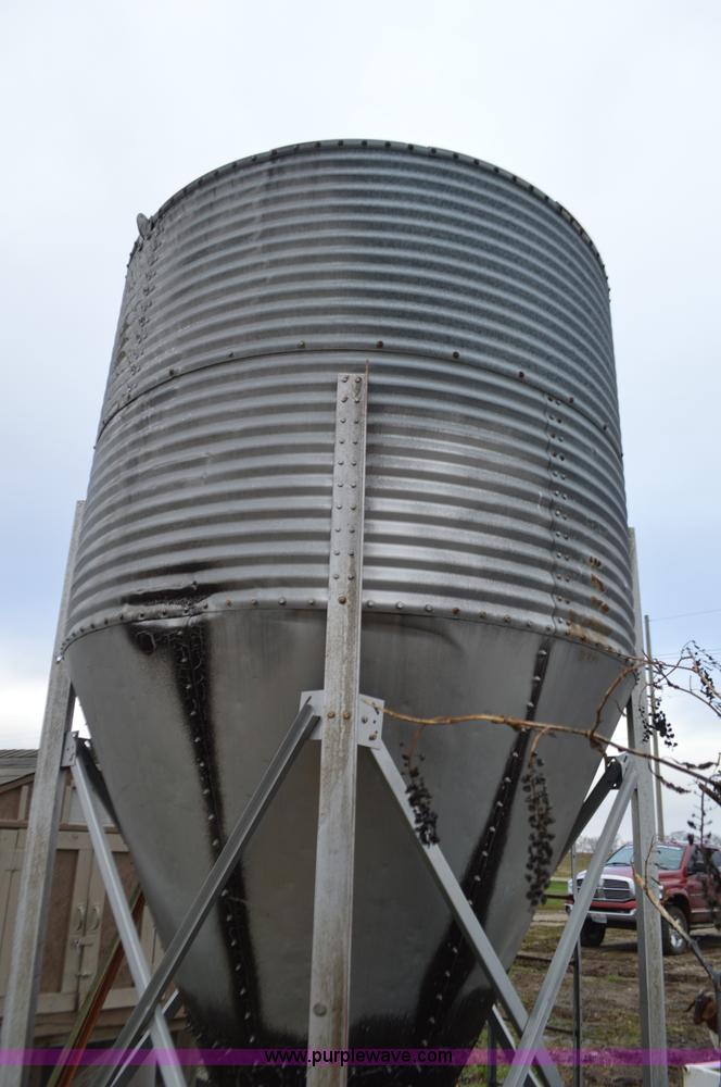 image for item I6270 Bulk bin