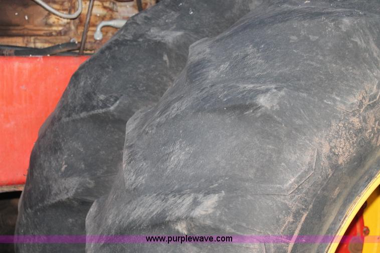 image for item J1359 1981 Versatile 895 4WD tractor