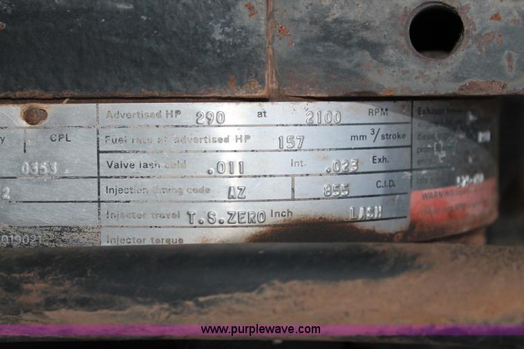 image for item J1359 1981 Versatile 895 4WD tractor