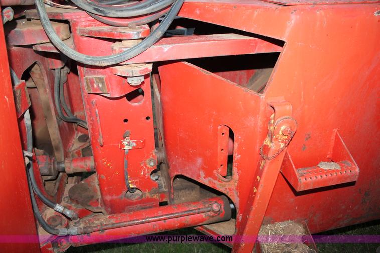 image for item J1359 1981 Versatile 895 4WD tractor