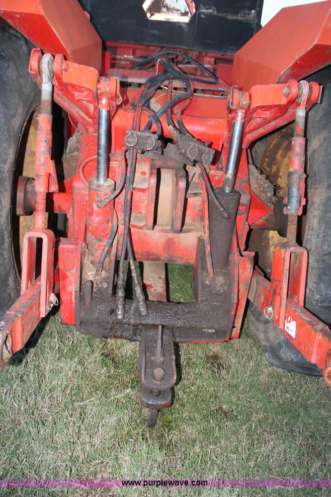 image for item J1359 1981 Versatile 895 4WD tractor