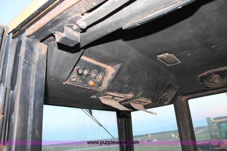 image for item J1359 1981 Versatile 895 4WD tractor