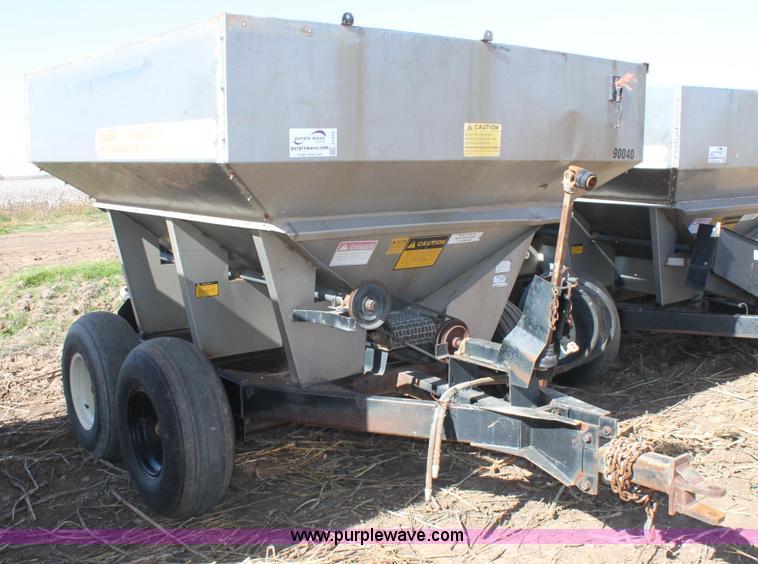 image for item J1372 Tyler fertilizer spreader