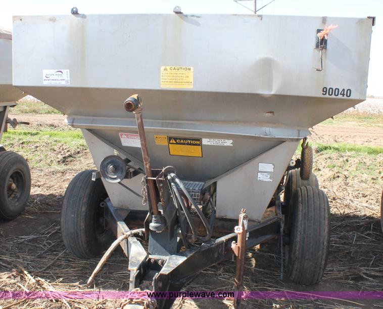 image for item J1372 Tyler fertilizer spreader