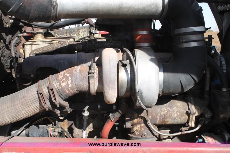 image for item J1378 1970 Mack RS700C tender truck