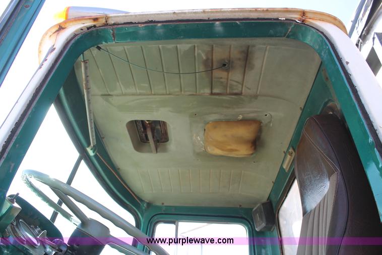 image for item J1378 1970 Mack RS700C tender truck