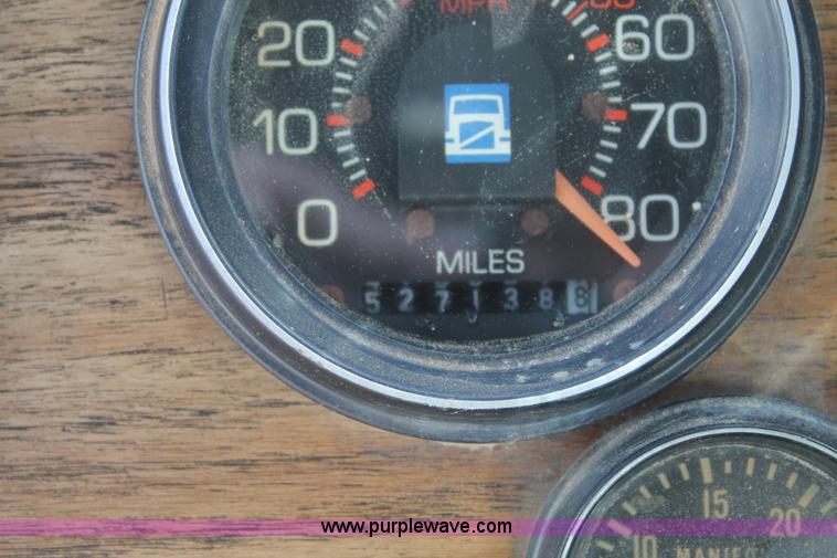 image for item J1379 1989 Volvo WHEB tender truck