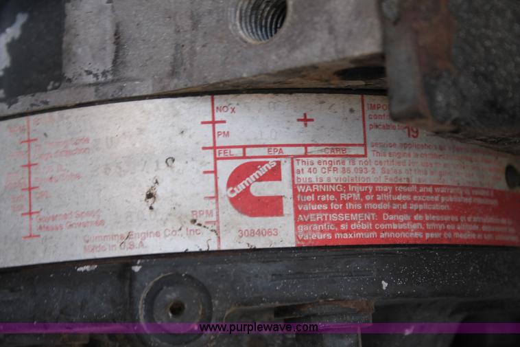 image for item J1380 1995 Volvo WG semi truck