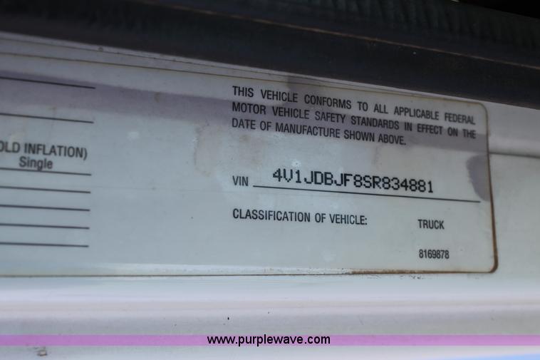 image for item J1380 1995 Volvo WG semi truck