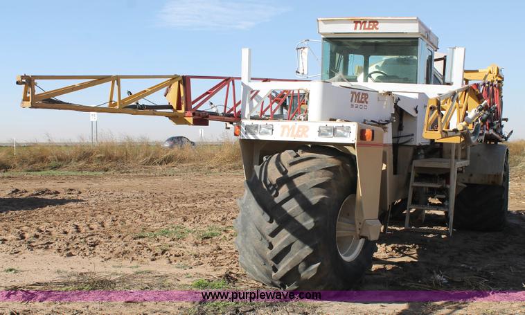 image for item J1382 Tyler 3300 liquid fertilizer sprayer