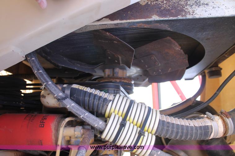 image for item J1382 Tyler 3300 liquid fertilizer sprayer