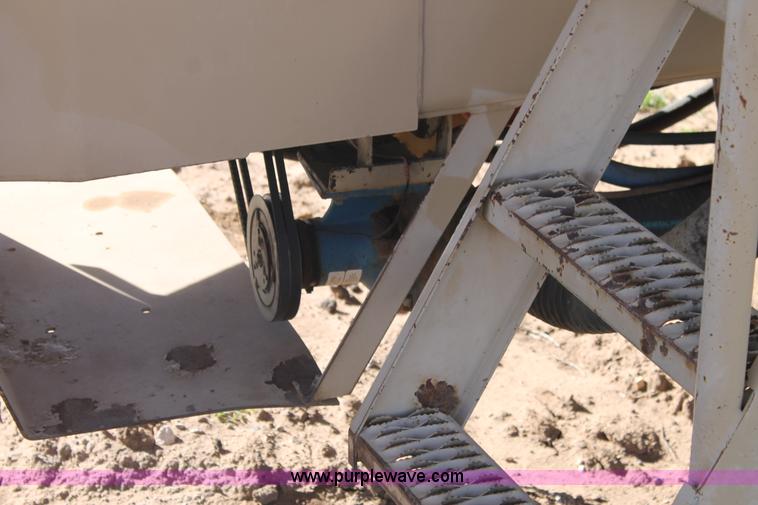 image for item J1382 Tyler 3300 liquid fertilizer sprayer