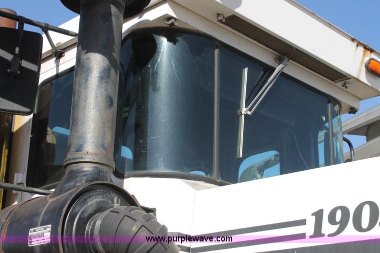 image for item J1383 1992 Ag-Chem TerraGator 1903 Air Max V dry fertilizer applicator