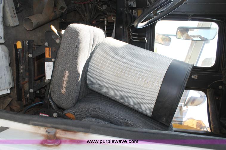 image for item J1383 1992 Ag-Chem TerraGator 1903 Air Max V dry fertilizer applicator