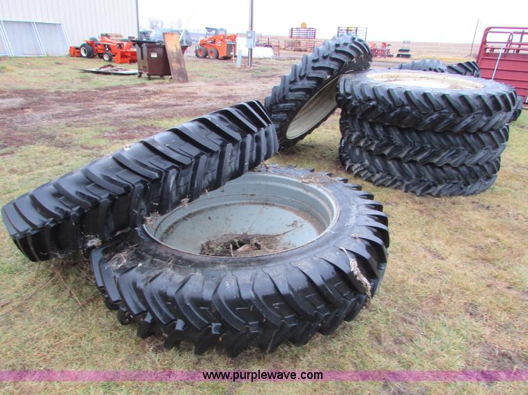 image for item J1717 (7) Titan 380/90R46 tires