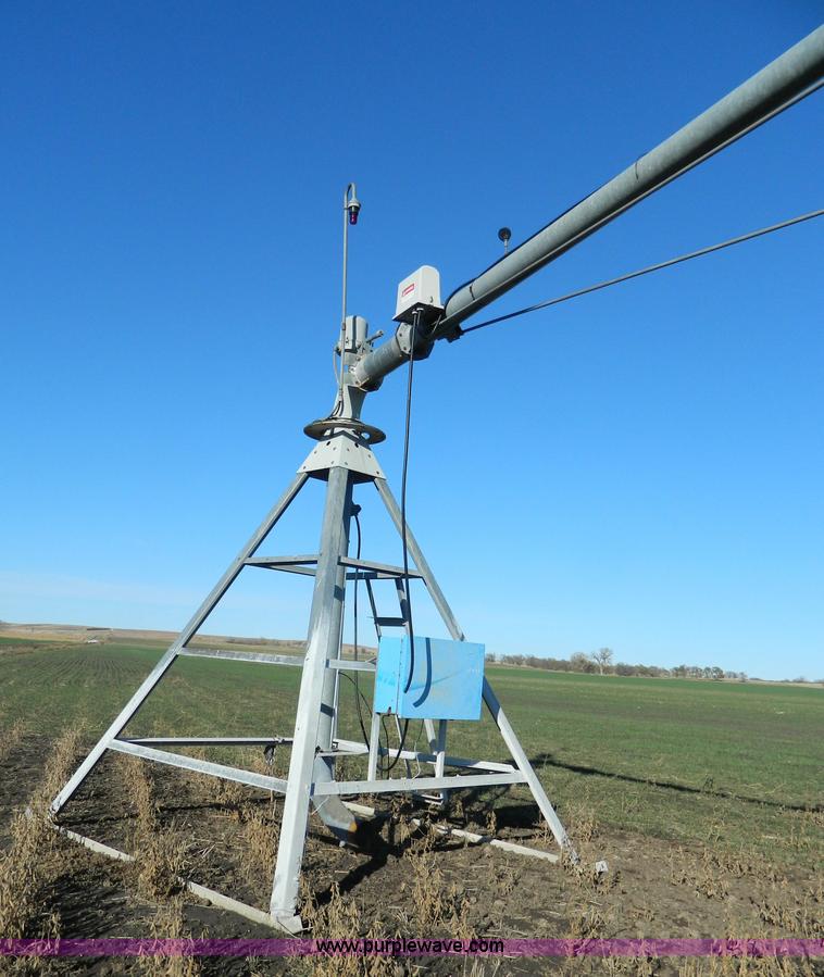 image for item J5159 1992 Valley 6000 center pivot system