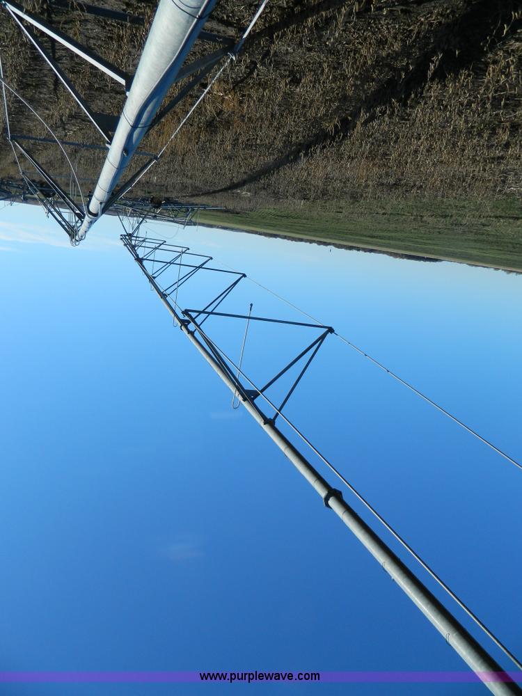 image for item J5159 1992 Valley 6000 center pivot system