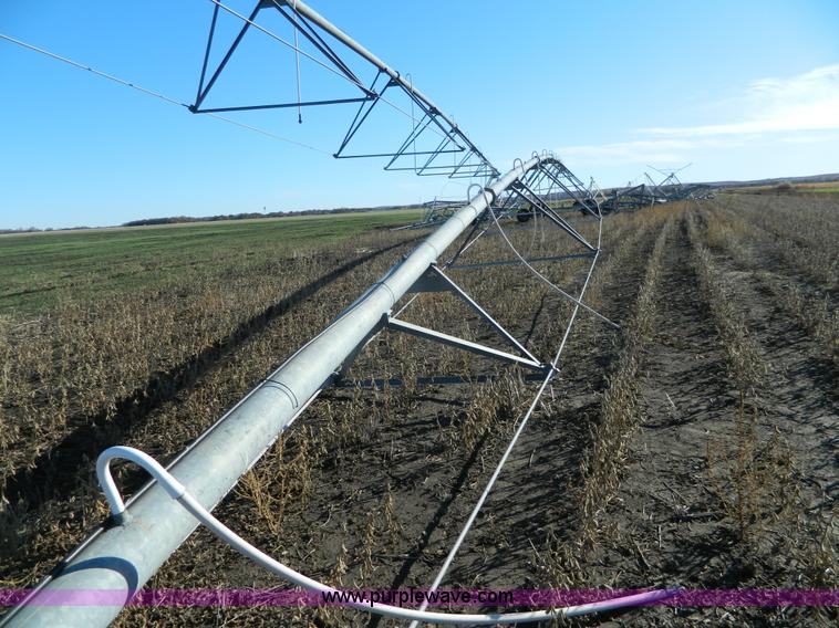 image for item J5159 1992 Valley 6000 center pivot system
