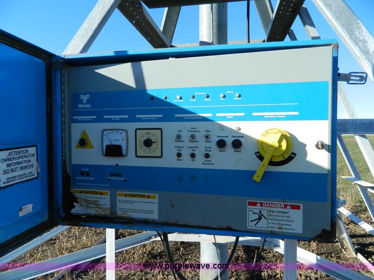 image for item J5159 1992 Valley 6000 center pivot system