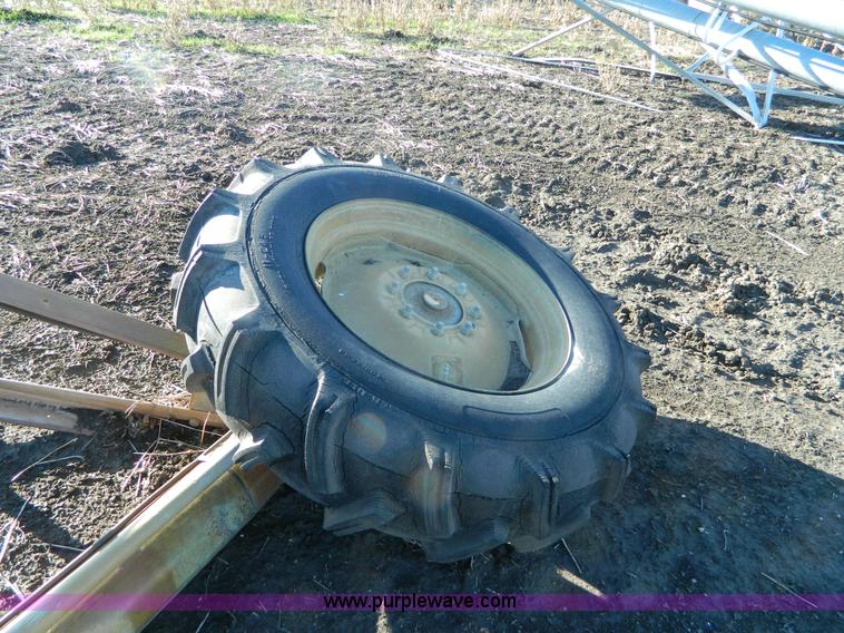 image for item J5159 1992 Valley 6000 center pivot system