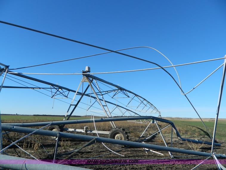 image for item J5159 1992 Valley 6000 center pivot system