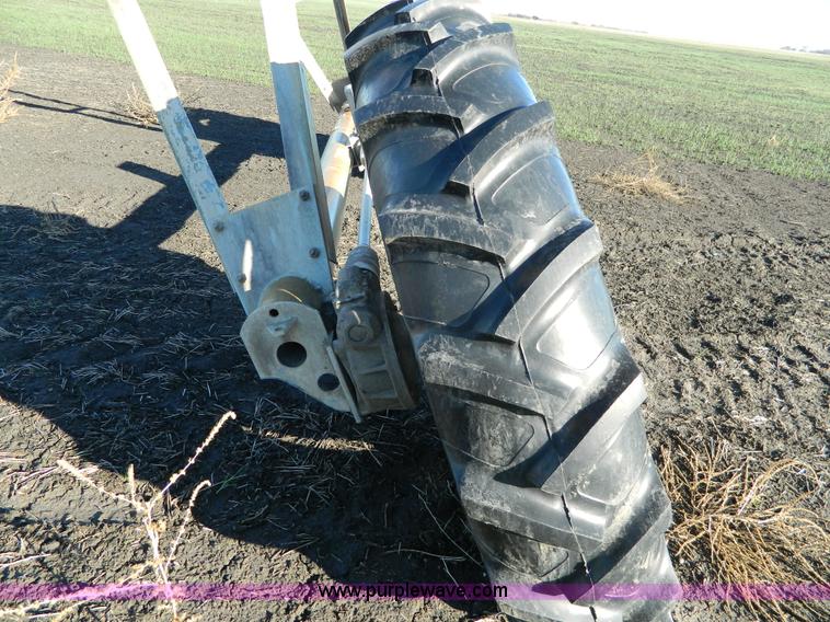 image for item J5159 1992 Valley 6000 center pivot system