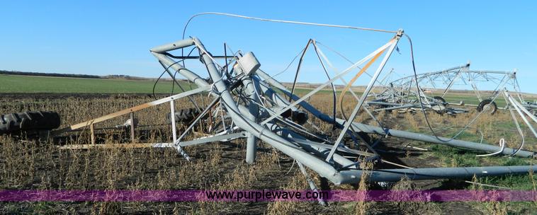 image for item J5159 1992 Valley 6000 center pivot system
