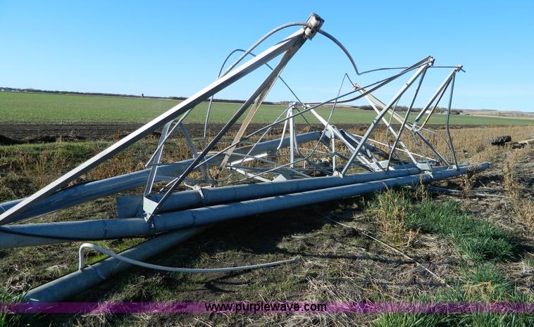 image for item J5159 1992 Valley 6000 center pivot system