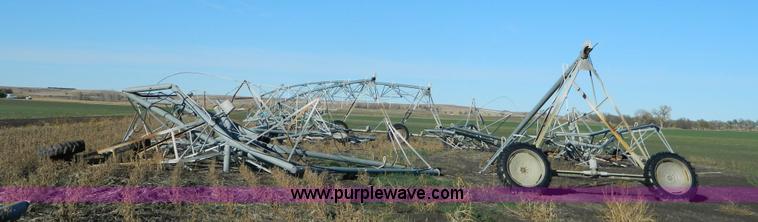 image for item J5159 1992 Valley 6000 center pivot system