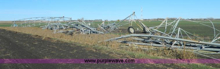 image for item J5159 1992 Valley 6000 center pivot system