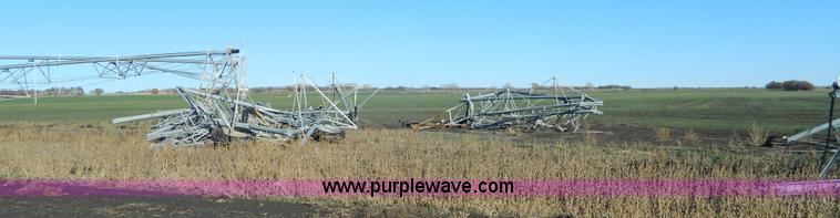 image for item J5159 1992 Valley 6000 center pivot system