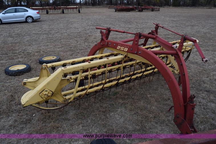 image for item K4909 (2) New Holland hay rakes