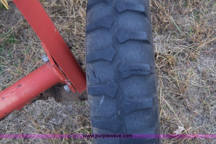 image for item K4909 (2) New Holland hay rakes