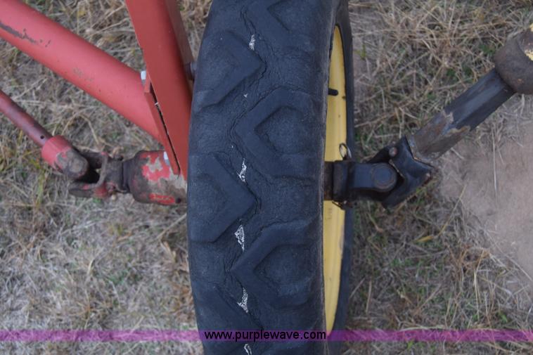 image for item K4909 (2) New Holland hay rakes