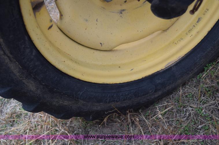 image for item K4909 (2) New Holland hay rakes