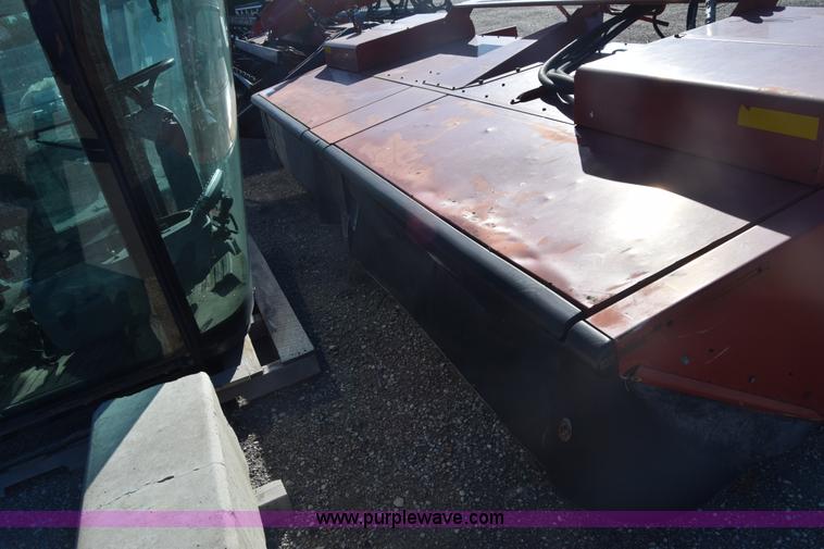 image for item K5756 Massey-Ferguson 9192 swather rotary head