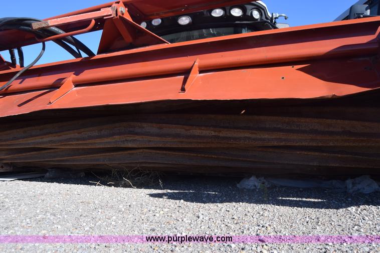 image for item K5756 Massey-Ferguson 9192 swather rotary head