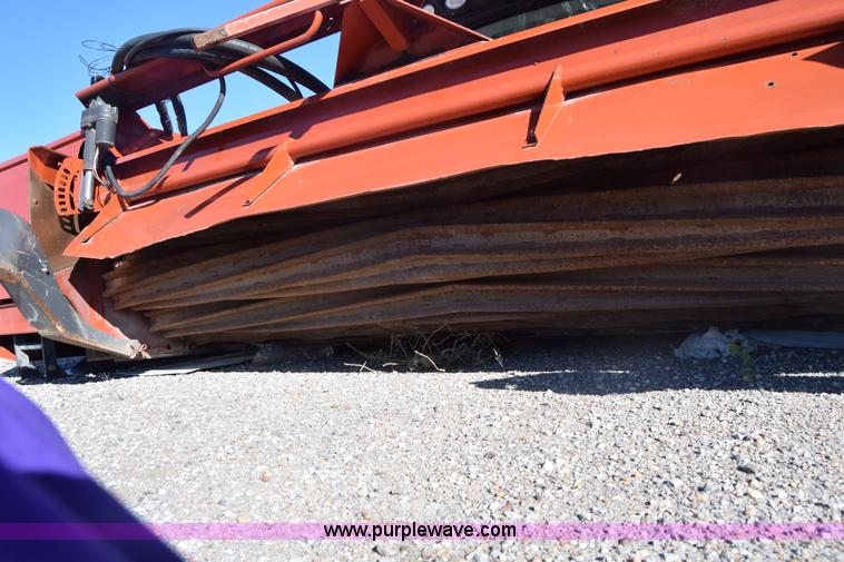 image for item K5756 Massey-Ferguson 9192 swather rotary head