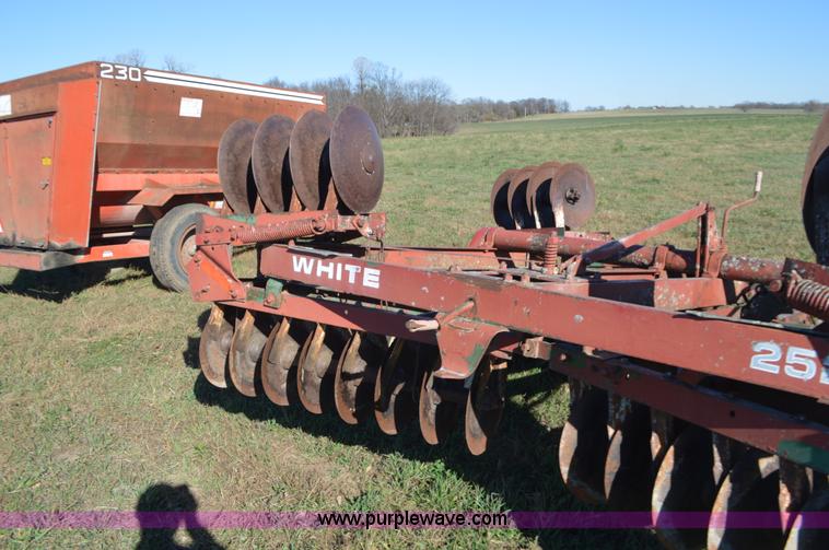 image for item K7594 White 252 disk