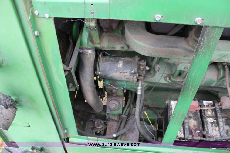image for item L2365 1982 John Deere 6620 Side Hill combine