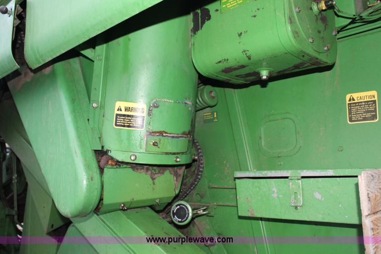 image for item L2365 1982 John Deere 6620 Side Hill combine