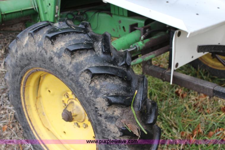 image for item L2365 1982 John Deere 6620 Side Hill combine