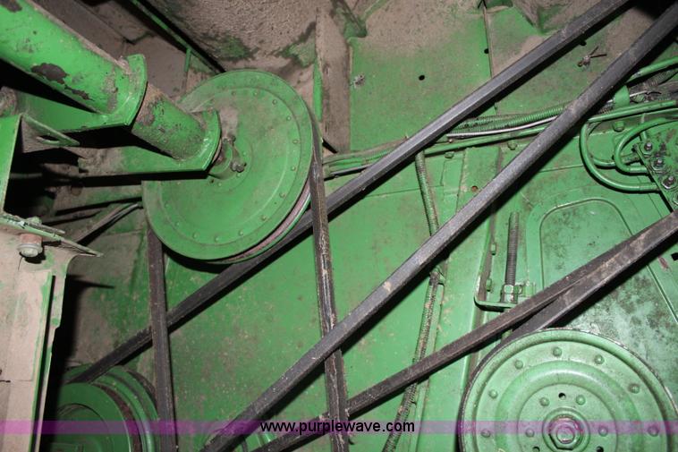 image for item L2365 1982 John Deere 6620 Side Hill combine